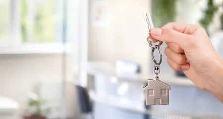 240 F 385797444 J5opyhCK75ujv6PGkQqNXXlGYuWIASEj